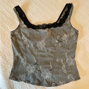 Beautiful Arianne vintage top